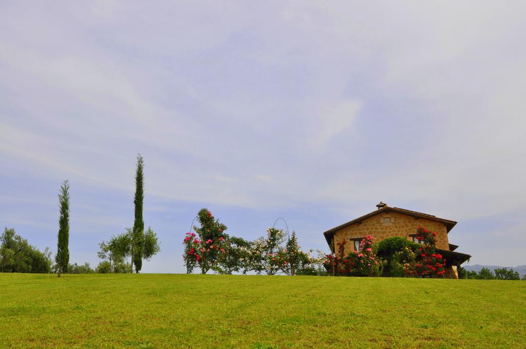 Tarano Agriturismo Nociquerceto מראה חיצוני תמונה