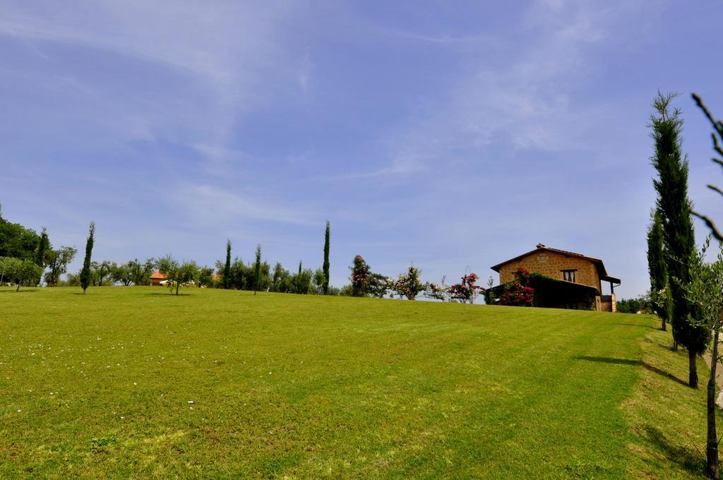 Tarano Agriturismo Nociquerceto מראה חיצוני תמונה